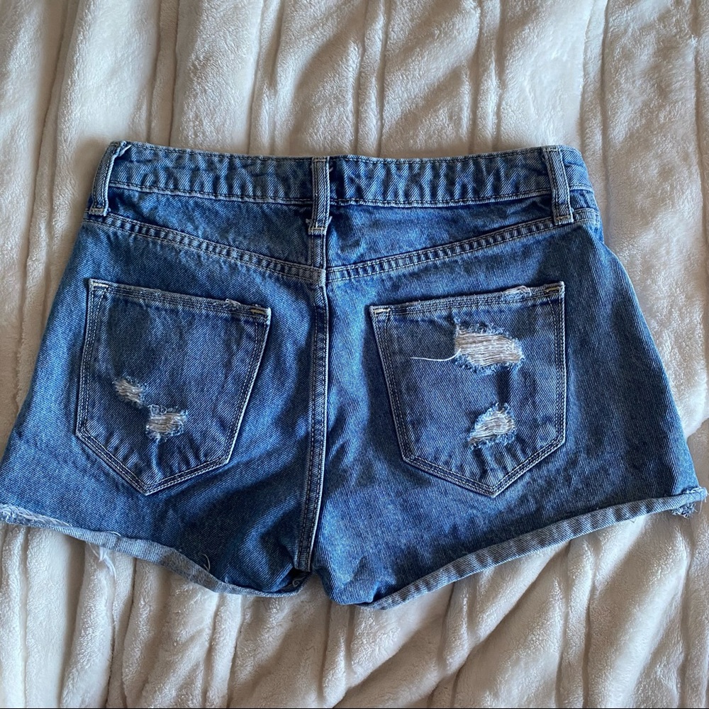 High Rise Distressed Shorts - Picture 3 of 3
